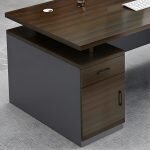 Office desk with lockable drawers - Image 5