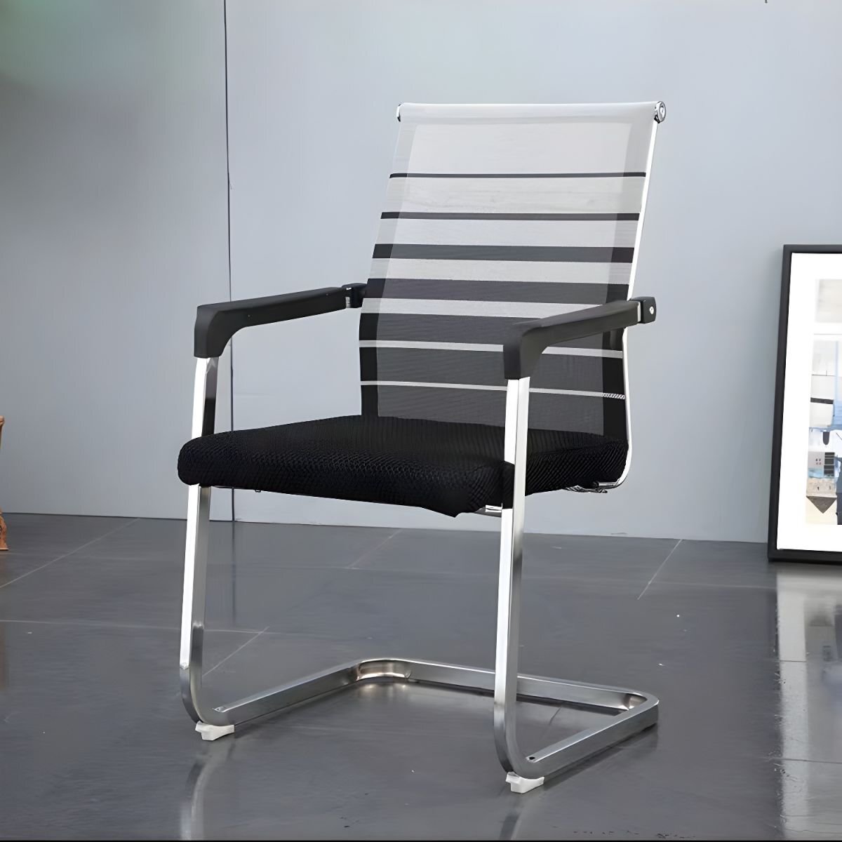 1200x1200-2023-09-08T122900.371.jpg Mesh office visitor seat - Image 1
