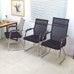 Mesh office visitor seat - Image 5