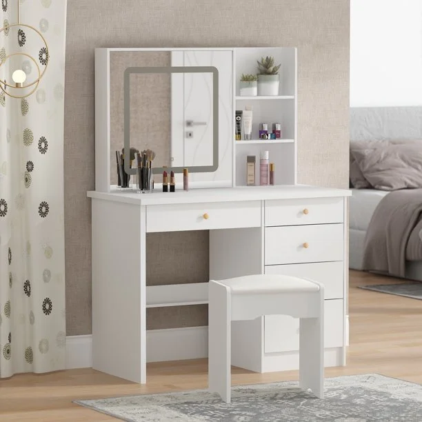 2fa34dae-0abc-45ac-b247-fe53f01cf4b8.6ab0ff24120ce434df2f00516156bd33.jpeg Vanity dressing table - Image 1