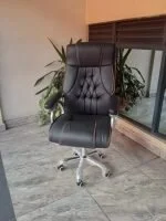 Executive office leather seat - Image 3