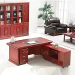 2000mm Boss executive office desk - Image 2