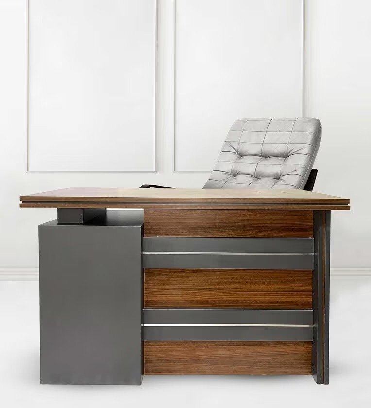 WhatsApp-Image-2023-11-23-at-11.52.16-AM-3.jpeg 1.2 meters executive office desk - Image 1