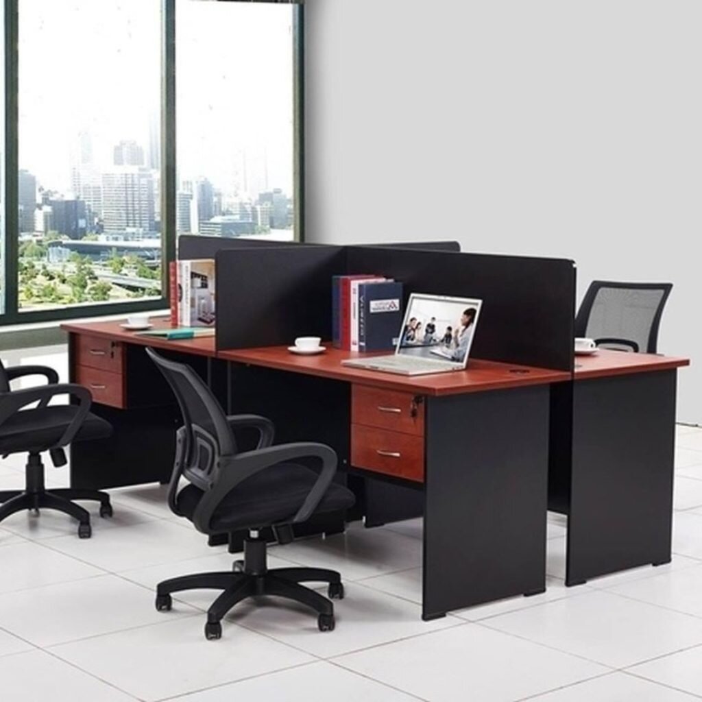Four way modular office workstation