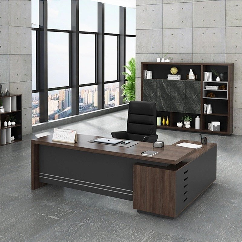 WhatsApp-Image-2024-04-20-at-09.16.13-1.jpeg 1600mm Executive Office Desk - Image 1