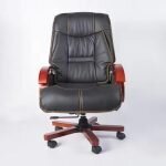 Manager's executive office seat - Image 4