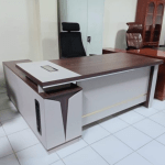 1.6 meters L-fashioned office desk - Image 5