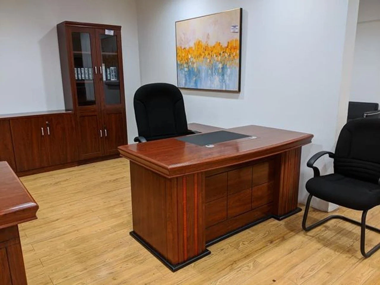nara1__03745-2.jpg Executive Boss Office Desk- 1.6 meters - Image 1